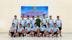 Giao lưu bóng chuyền nam Công an xã Đồng Lê năm 2025