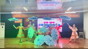 Xã Tuyên Phú  Tọa đàm kỷ niệm 43 năm Ngày Nhà giáo Việt Nam