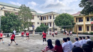 UBND xã Đồng Lê tổ chức giao lưu bóng chuyền chào mừng Ngày Phụ nữ Việt Nam 20/10