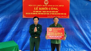 Hội Cựu chiến binh tỉnh Quảng Bình hỗ trợ 80 triệu đồng làm nhà cho Hội viên Cựu chiến binh Hồ Thanh Hoà.