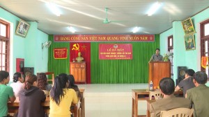 Hội Nông dân xã Đồng lê ra mắt Chi hội Nông dân nghề nghiệp trồng cây ăn quả thôn Kim Sơn.