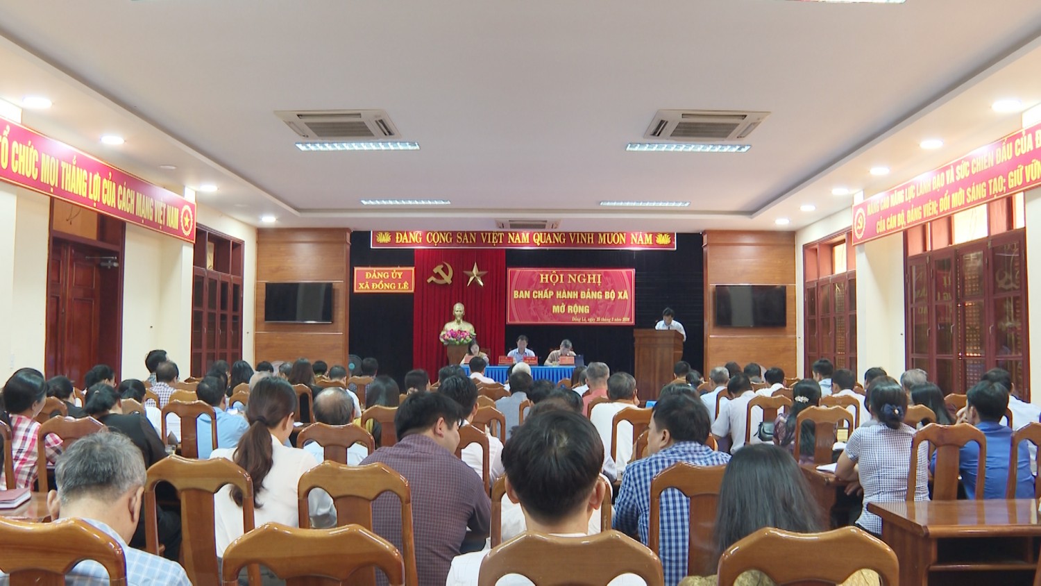 Hội nghị Ban chấp hành Đảng bộ xã Đồng Lê lần thứ 16