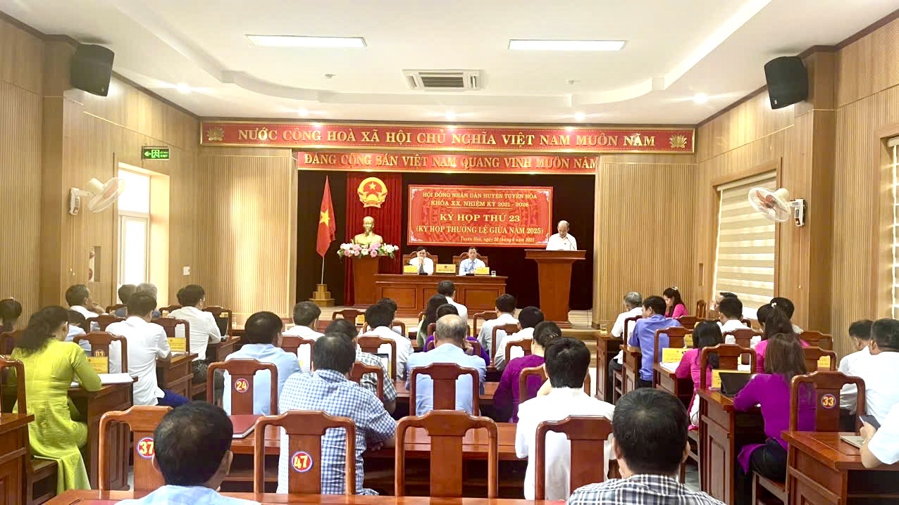 Tổ chức thành công kỳ họp thứ 23 HĐND huyện Tuyên Hóa khóa XX (Kỳ họp thường lệ giữa năm 2025)