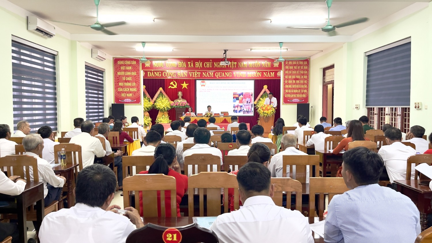 Quang cảnh đại hội.