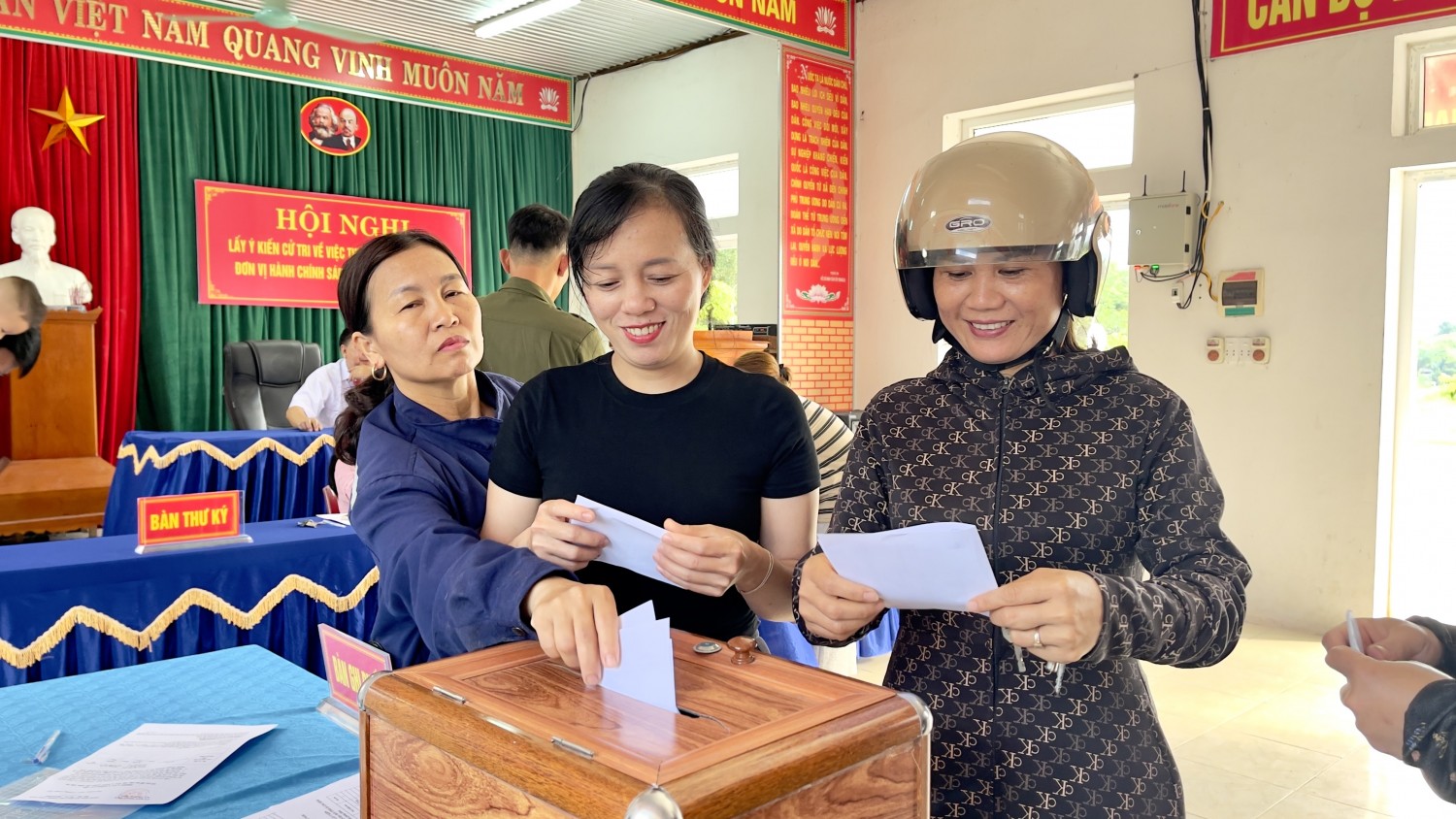 Tuyên Hóa lấy ý kiến nhân dân về đề án sắp xếp đơn vị hành chính cấp tỉnh, cấp xã