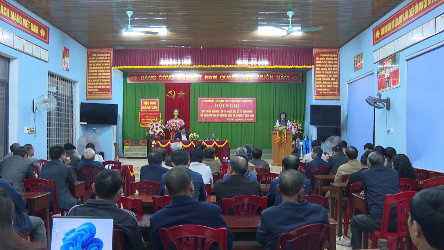 Hội nghị lấy ý kiến cử tri nơi cư trú đối với người ứng cử đại biểu HĐND xã nhiệm kỳ 2026–2031