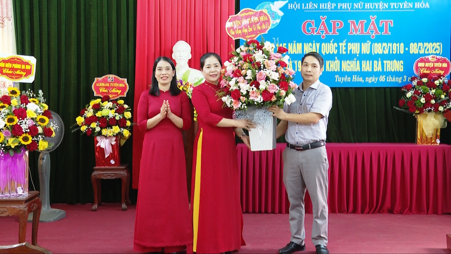 Tuyên Hóa: Gặp mặt kỷ niệm 115 năm ngày Quốc tế phụ nữ 8/3
