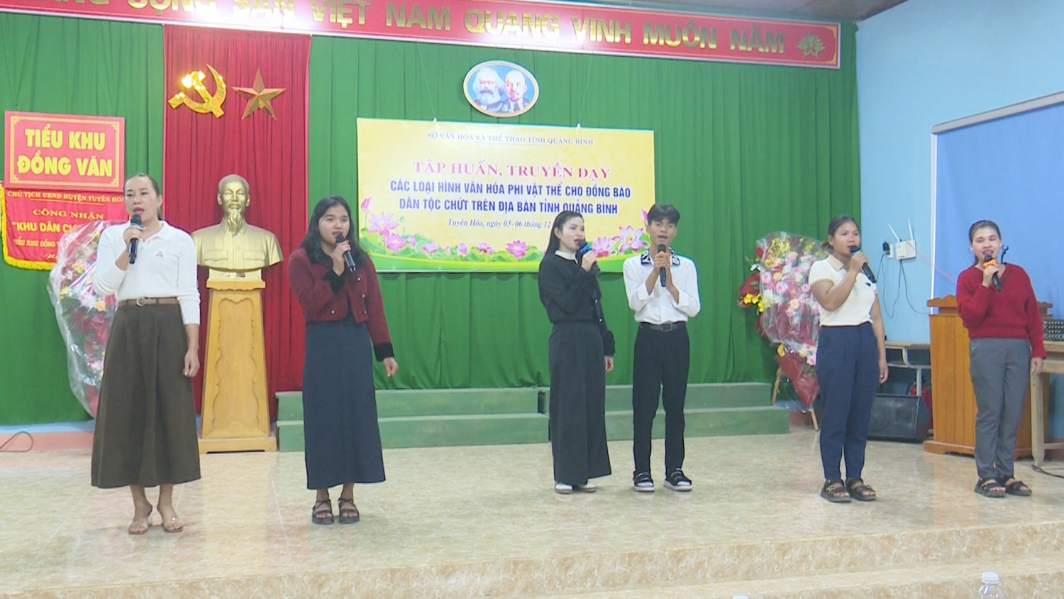 Bế giảng tập huấn truyền dạy các loại hình văn hoá phi vật thể cho đồng bào dân tộc Chứt trên địa bàn tỉnh Quảng Bình