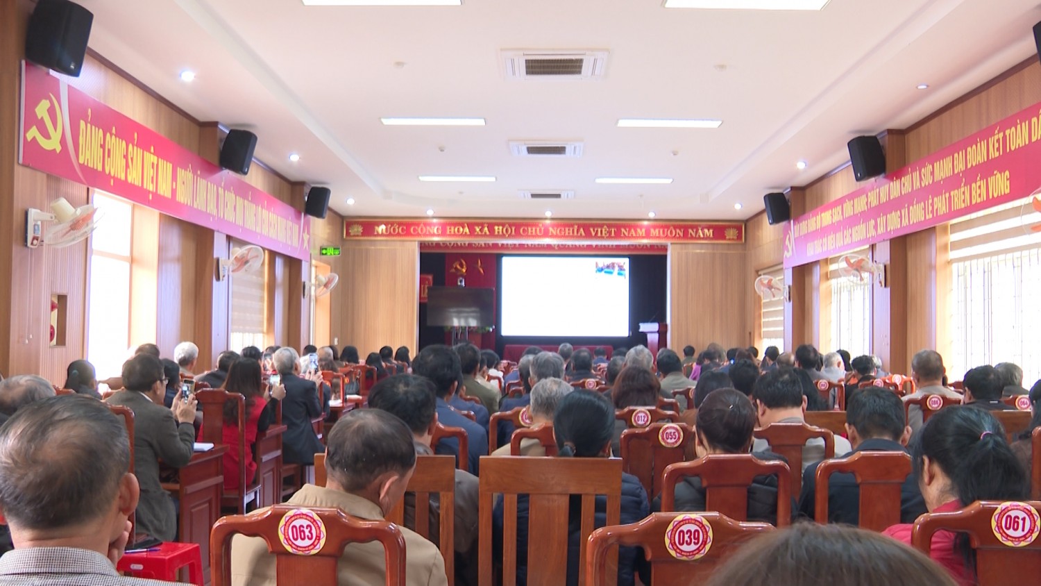 Tập huấn nghiệp vụ công tác bầu cử Đại biểu Quốc hội khoá XVI và HĐND các cấp