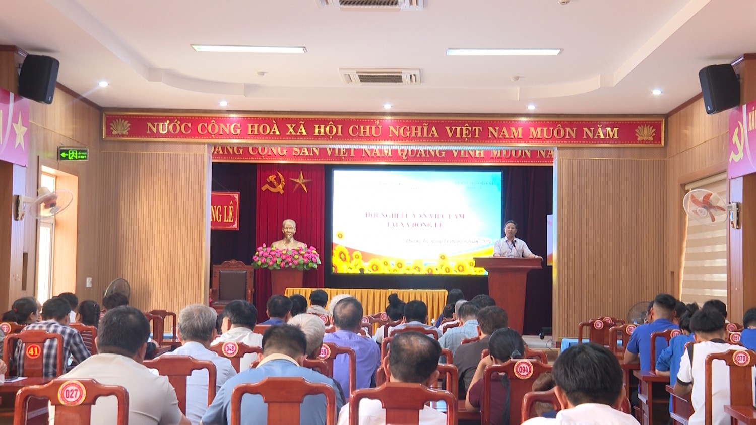 Hội nghị tư vấn và giới thiệu việc làm tại xã Đồng Lê